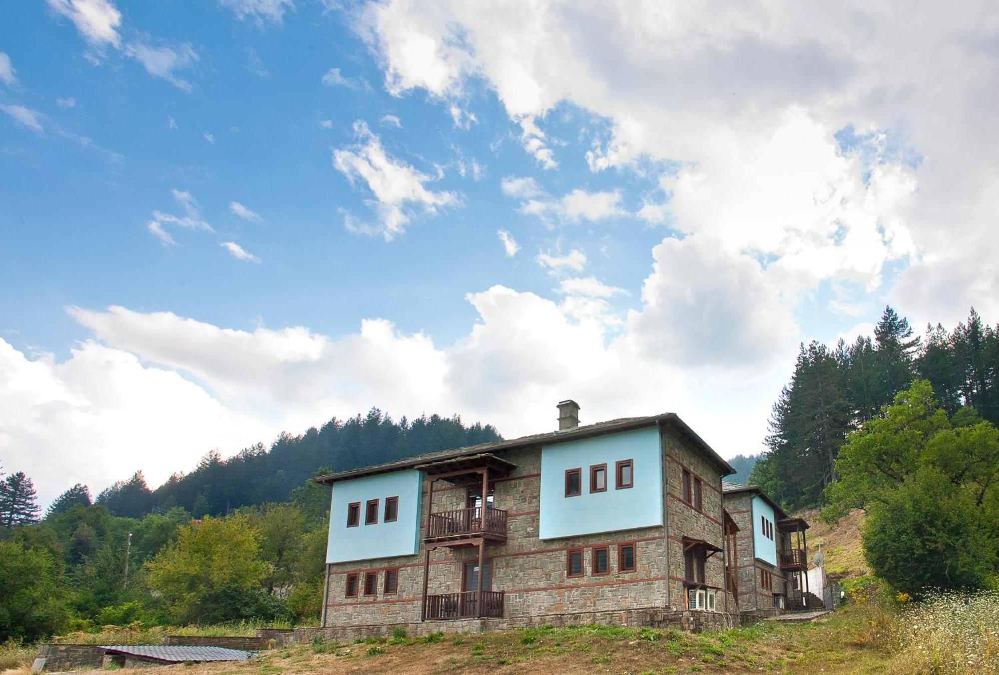 Kerasies Guesthouse Vovousa Exterior photo